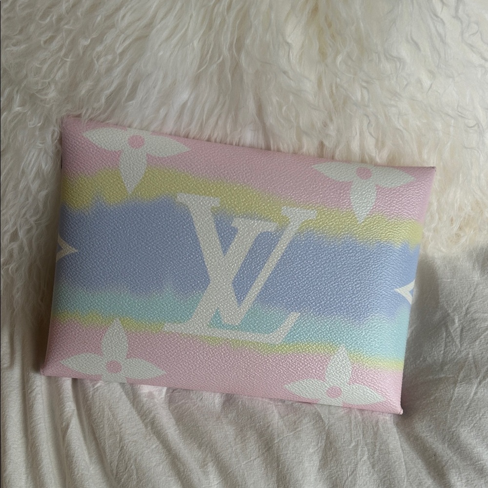 Louis Vuitton Escale Kirigami Large - Picture 2 of 5